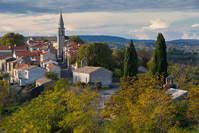 Jesenske boje u mjestu Draguć, Istra/Hrvatska
